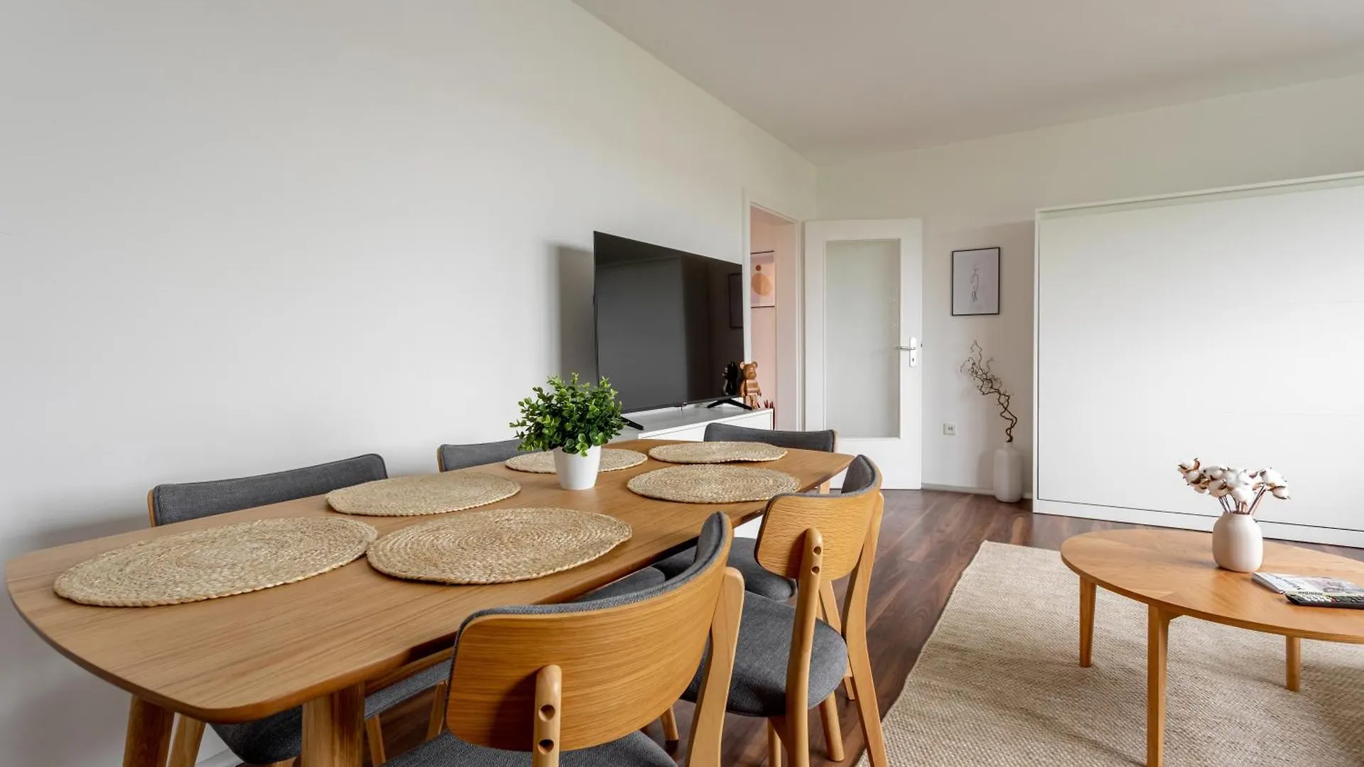 Global Living - Design Apartments I Terrace I Kitchen I Smart-Tv I Parking Space I Muenchen Deutschland